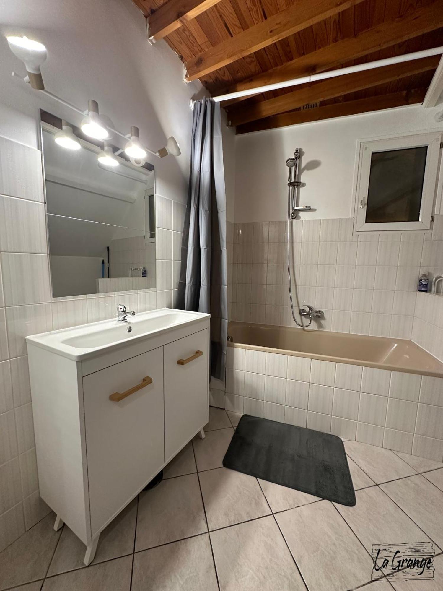 La Grange Apartment แกรองตอง ภายนอก รูปภาพ