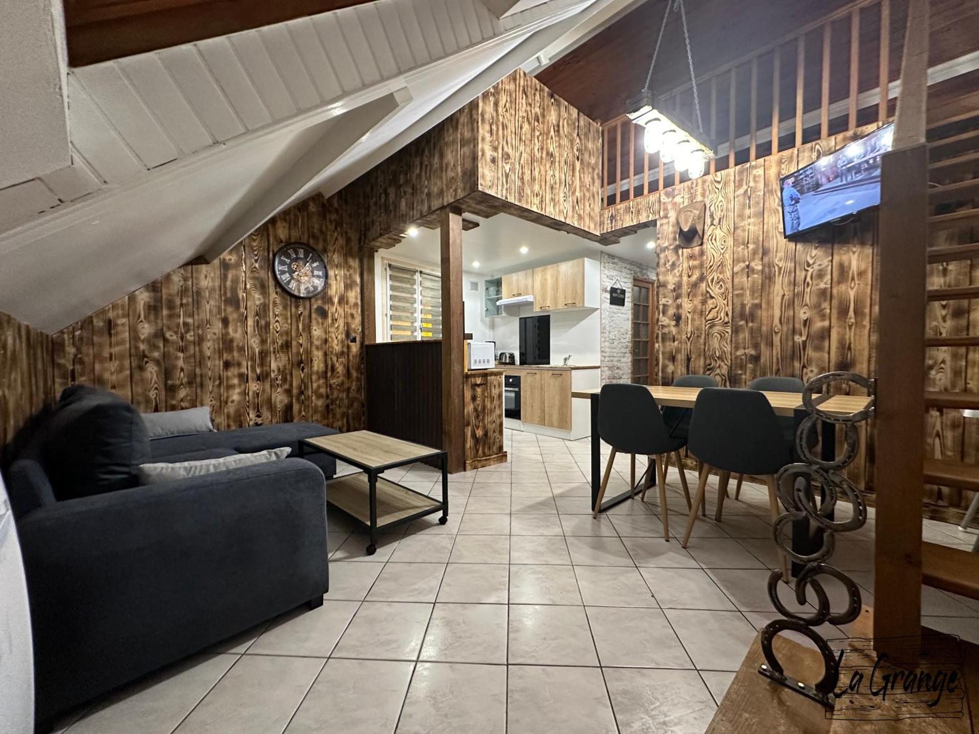 La Grange Apartment แกรองตอง ภายนอก รูปภาพ